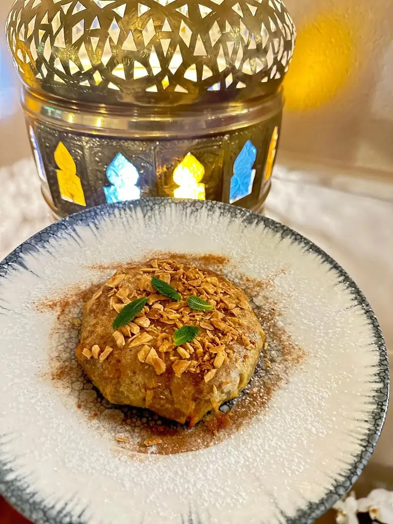 Pastilla dorée aux amandes - pâtisserie marocaine au restaurant Le Mamounia Haguenau